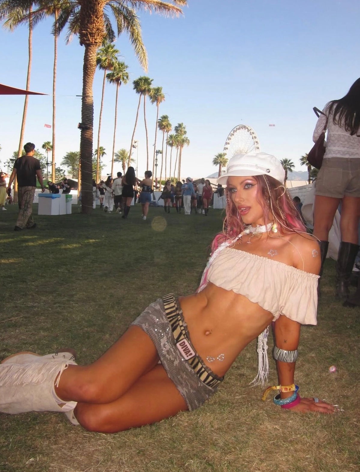 Diva! Buckle