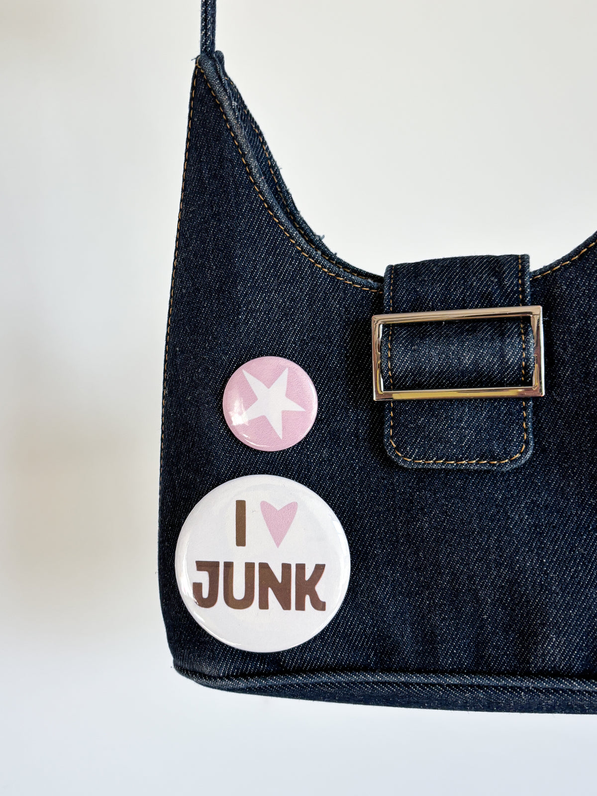 I ♡ Junk Pin