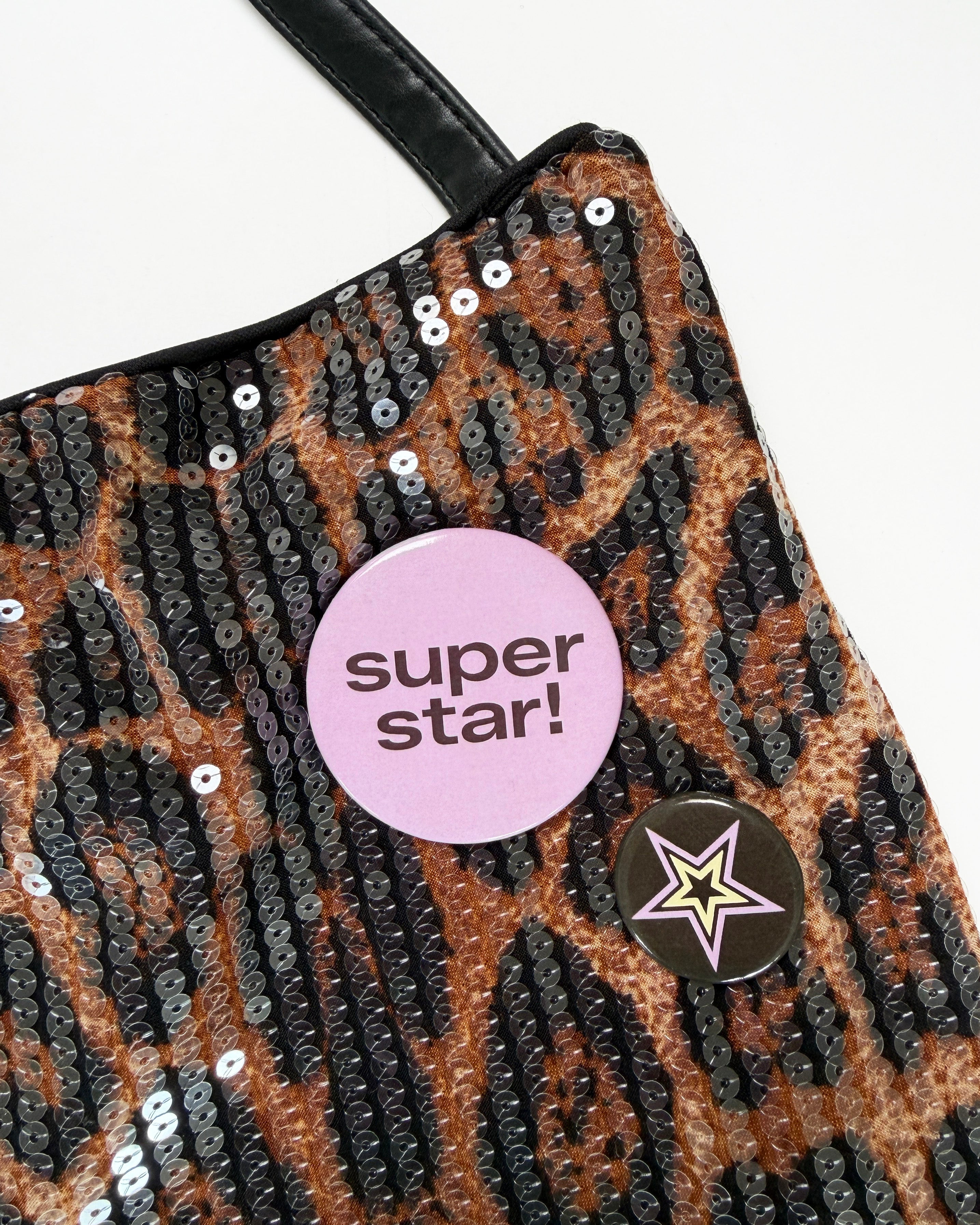 Superstar Pin