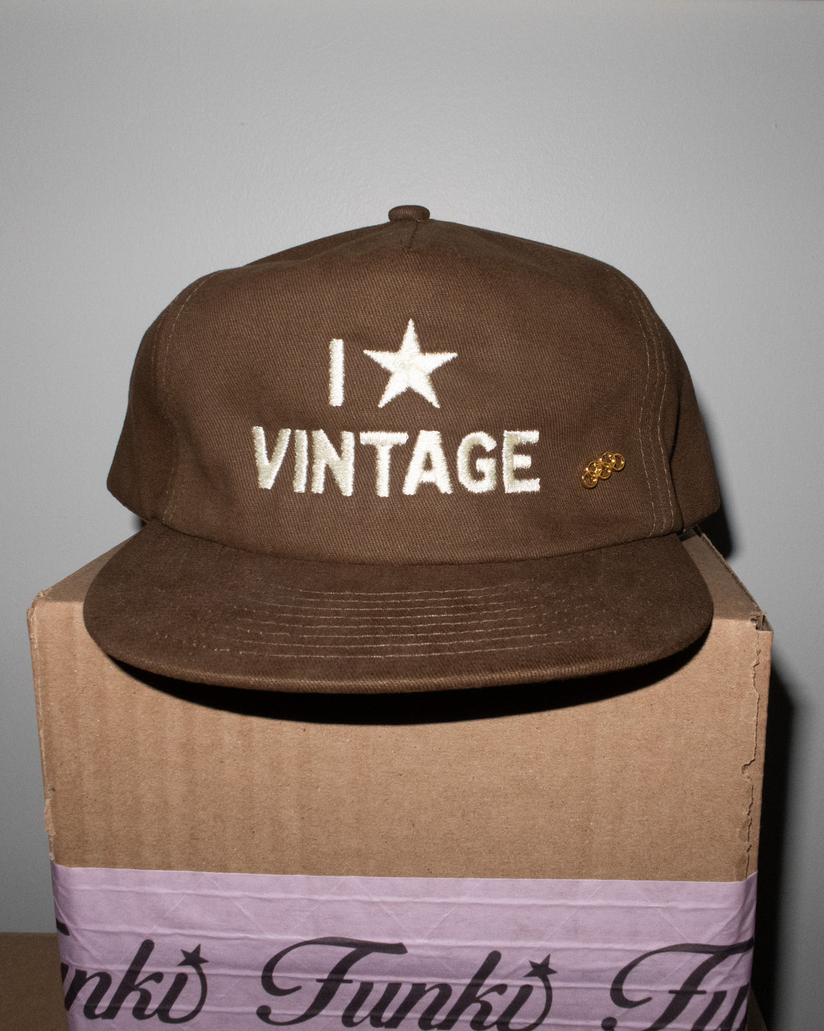I ★ Vintage Hat